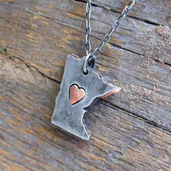 MN Heart Necklace Cheap Chics Designs